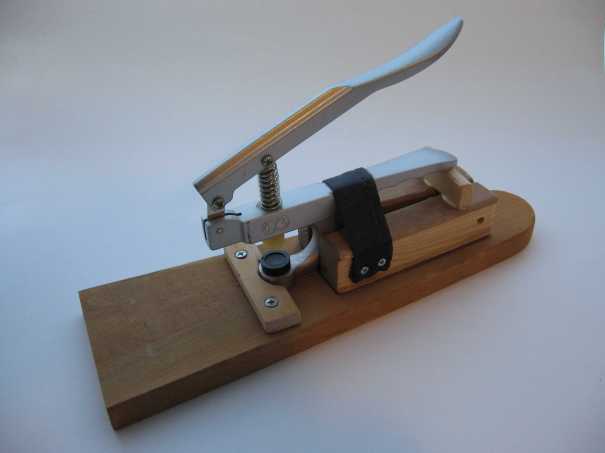 KAM Snaps Pliers Holder/Adapter